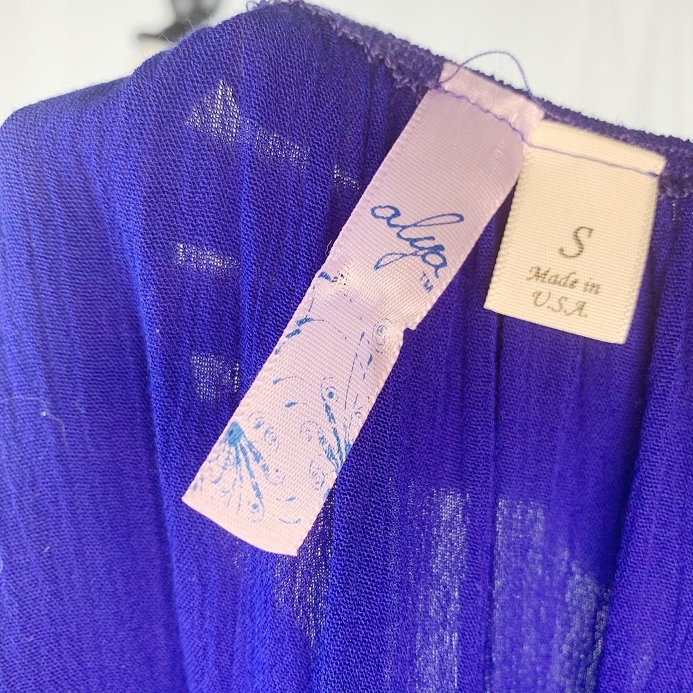Alya Blouse‎ - Picture 9 of 10